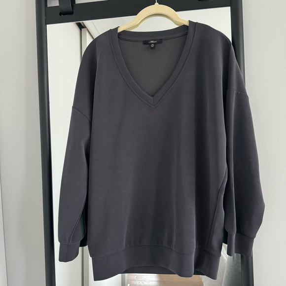Mavi V Neck Sweatshirt softstreme like - Picture 4 of 7